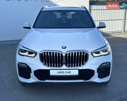 Белый БМВ Х5, объемом двигателя 2.99 л и пробегом 160 тыс. км за 54500 $, фото 1 на Automoto.ua