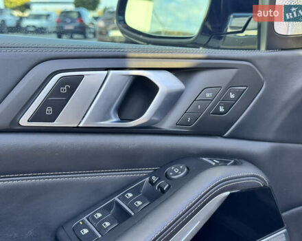 Белый БМВ Х5, объемом двигателя 4.39 л и пробегом 85 тыс. км за 63000 $, фото 25 на Automoto.ua