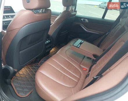 Белый БМВ Х5, объемом двигателя 2.99 л и пробегом 131 тыс. км за 61000 $, фото 10 на Automoto.ua