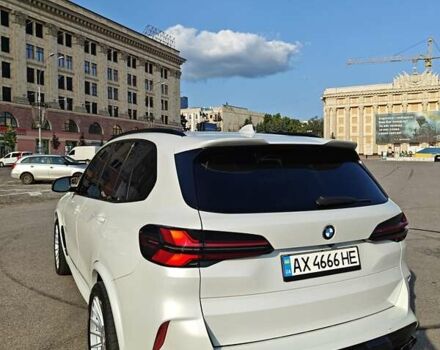 Белый БМВ Х5, объемом двигателя 3 л и пробегом 102 тыс. км за 53000 $, фото 5 на Automoto.ua