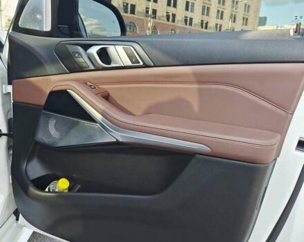 Белый БМВ Х5, объемом двигателя 3 л и пробегом 102 тыс. км за 53000 $, фото 19 на Automoto.ua