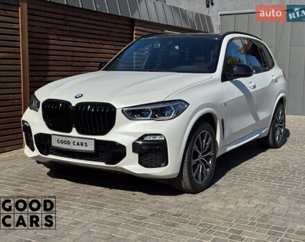 Белый БМВ Х5, объемом двигателя 2.99 л и пробегом 61 тыс. км за 72000 $, фото 2 на Automoto.ua