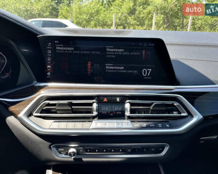 Білий БМВ Х5, об'ємом двигуна 3 л та пробігом 102 тис. км за 43700 $, фото 43 на Automoto.ua