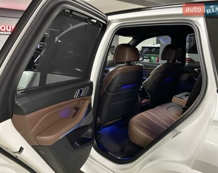 Білий БМВ Х5, об'ємом двигуна 2.99 л та пробігом 73 тис. км за 69700 $, фото 33 на Automoto.ua