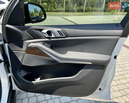 Білий БМВ Х5, об'ємом двигуна 3 л та пробігом 102 тис. км за 43700 $, фото 31 на Automoto.ua