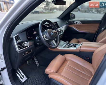 Белый БМВ Х5, объемом двигателя 3 л и пробегом 96 тыс. км за 64000 $, фото 7 на Automoto.ua