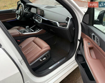 Белый БМВ Х5, объемом двигателя 2.99 л и пробегом 141 тыс. км за 64900 $, фото 11 на Automoto.ua