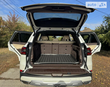 Белый БМВ Х5, объемом двигателя 3 л и пробегом 110 тыс. км за 52000 $, фото 11 на Automoto.ua