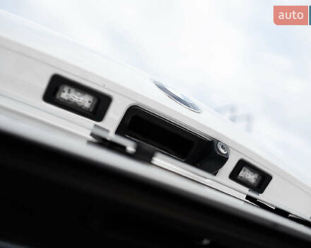 Белый БМВ Х5, объемом двигателя 3 л и пробегом 135 тыс. км за 64000 $, фото 39 на Automoto.ua