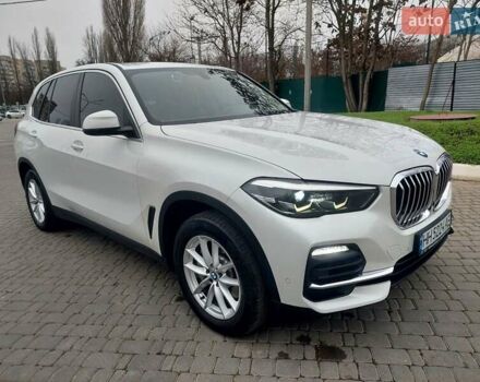 Белый БМВ Х5, объемом двигателя 2.99 л и пробегом 131 тыс. км за 61000 $, фото 1 на Automoto.ua