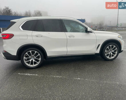 Білий БМВ Х5, об'ємом двигуна 3 л та пробігом 101 тис. км за 47500 $, фото 11 на Automoto.ua
