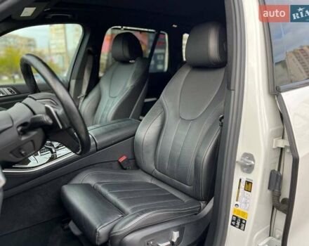 Белый БМВ Х5, объемом двигателя 3 л и пробегом 117 тыс. км за 59900 $, фото 25 на Automoto.ua