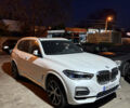 Белый БМВ Х5, объемом двигателя 3 л и пробегом 27 тыс. км за 65000 $, фото 2 на Automoto.ua