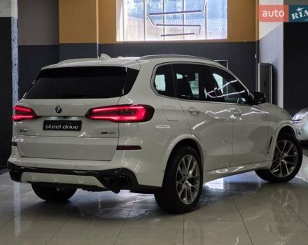Білий БМВ Х5, об'ємом двигуна 3 л та пробігом 78 тис. км за 52989 $, фото 2 на Automoto.ua