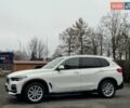 Белый БМВ Х5, объемом двигателя 3 л и пробегом 121 тыс. км за 46900 $, фото 9 на Automoto.ua
