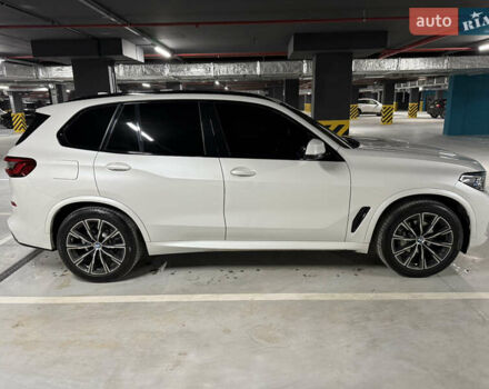 Белый БМВ Х5, объемом двигателя 3 л и пробегом 149 тыс. км за 48000 $, фото 2 на Automoto.ua