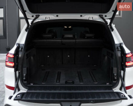 Белый БМВ Х5, объемом двигателя 3 л и пробегом 135 тыс. км за 64000 $, фото 63 на Automoto.ua