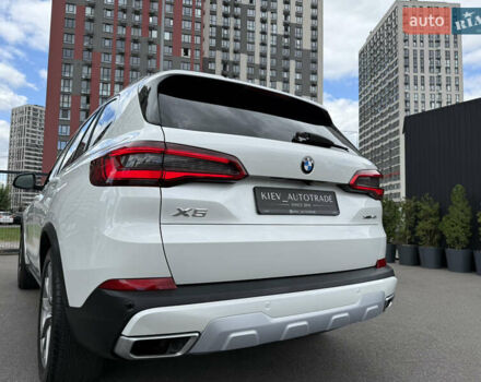 Белый БМВ Х5, объемом двигателя 3 л и пробегом 92 тыс. км за 47900 $, фото 12 на Automoto.ua