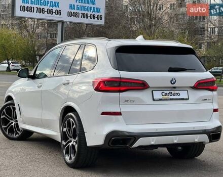 Белый БМВ Х5, объемом двигателя 3 л и пробегом 117 тыс. км за 59900 $, фото 12 на Automoto.ua