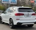 Белый БМВ Х5, объемом двигателя 3 л и пробегом 117 тыс. км за 59900 $, фото 12 на Automoto.ua