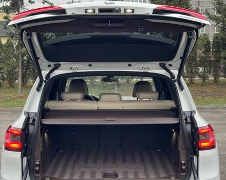 Белый БМВ Х5, объемом двигателя 3 л и пробегом 121 тыс. км за 46900 $, фото 45 на Automoto.ua