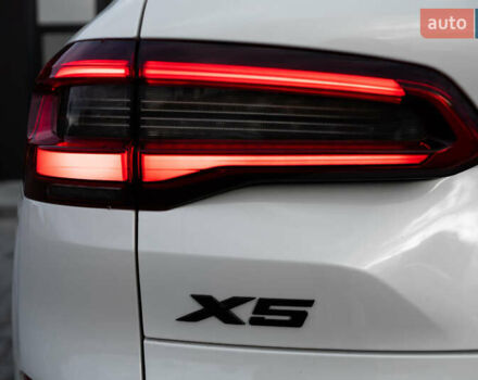 Белый БМВ Х5, объемом двигателя 3 л и пробегом 135 тыс. км за 64000 $, фото 38 на Automoto.ua