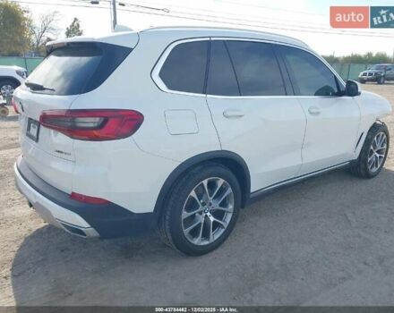 Белый БМВ Х5, объемом двигателя 3 л и пробегом 103 тыс. км за 38570 $, фото 3 на Automoto.ua