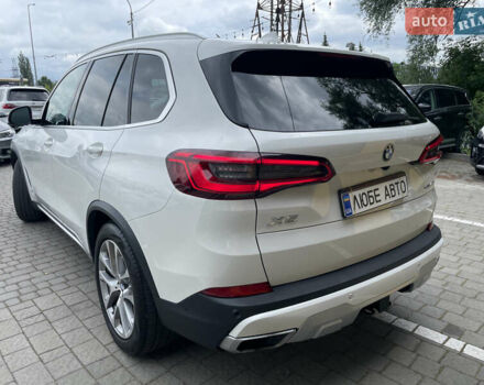 Білий БМВ Х5, об'ємом двигуна 3 л та пробігом 156 тис. км за 43000 $, фото 3 на Automoto.ua