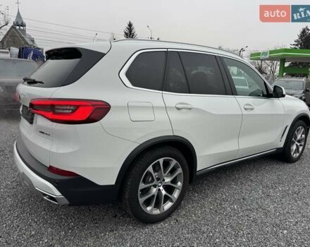 Белый БМВ Х5, объемом двигателя 3 л и пробегом 62 тыс. км за 50900 $, фото 58 на Automoto.ua