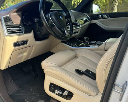 Белый БМВ Х5, объемом двигателя 3 л и пробегом 110 тыс. км за 52000 $, фото 8 на Automoto.ua