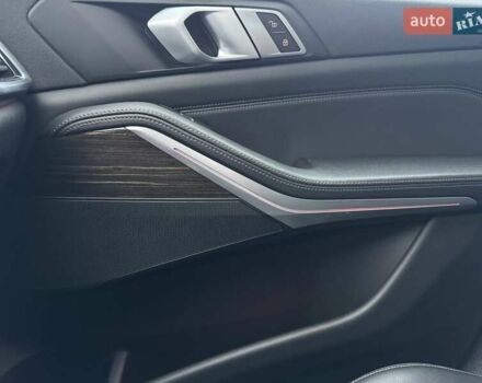 Белый БМВ Х5, объемом двигателя 3 л и пробегом 62 тыс. км за 50900 $, фото 85 на Automoto.ua