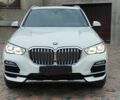 Белый БМВ Х5, объемом двигателя 3 л и пробегом 99 тыс. км за 33000 $, фото 1 на Automoto.ua