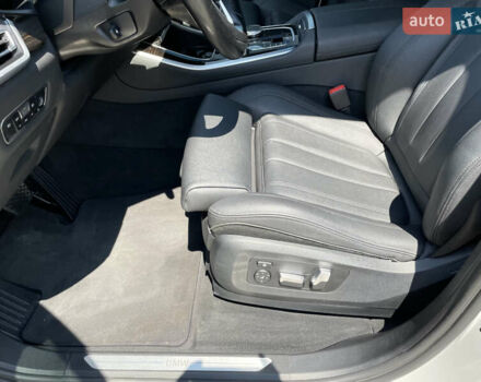 Білий БМВ Х5, об'ємом двигуна 3 л та пробігом 102 тис. км за 43700 $, фото 17 на Automoto.ua