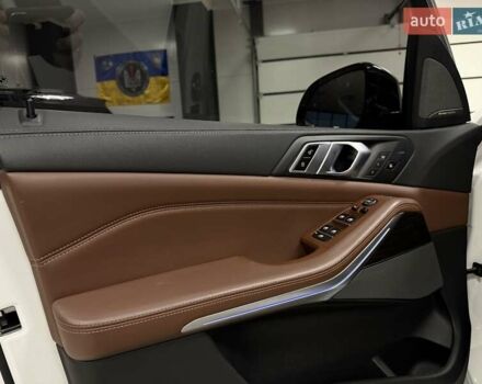 Белый БМВ Х5, объемом двигателя 4.39 л и пробегом 166 тыс. км за 55500 $, фото 46 на Automoto.ua