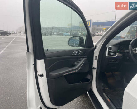 Білий БМВ Х5, об'ємом двигуна 3 л та пробігом 101 тис. км за 47500 $, фото 16 на Automoto.ua