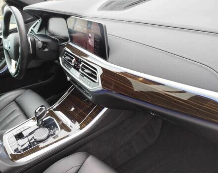 Белый БМВ Х5, объемом двигателя 3 л и пробегом 99 тыс. км за 33000 $, фото 3 на Automoto.ua