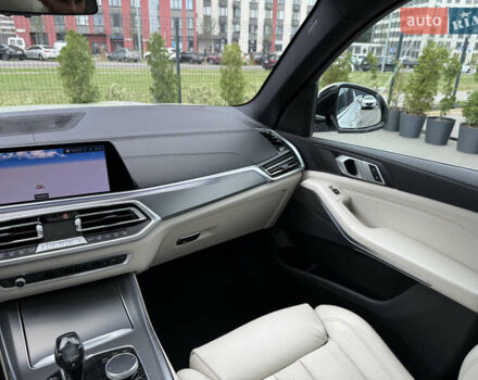 Белый БМВ Х5, объемом двигателя 3 л и пробегом 92 тыс. км за 47900 $, фото 38 на Automoto.ua