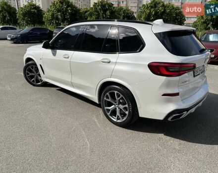 Белый БМВ Х5, объемом двигателя 3 л и пробегом 92 тыс. км за 52999 $, фото 14 на Automoto.ua