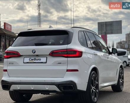 Белый БМВ Х5, объемом двигателя 3 л и пробегом 117 тыс. км за 59900 $, фото 14 на Automoto.ua