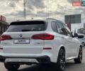 Белый БМВ Х5, объемом двигателя 3 л и пробегом 117 тыс. км за 59900 $, фото 14 на Automoto.ua