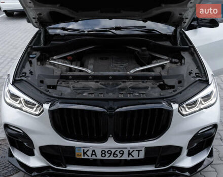 Белый БМВ Х5, объемом двигателя 3 л и пробегом 135 тыс. км за 64000 $, фото 46 на Automoto.ua