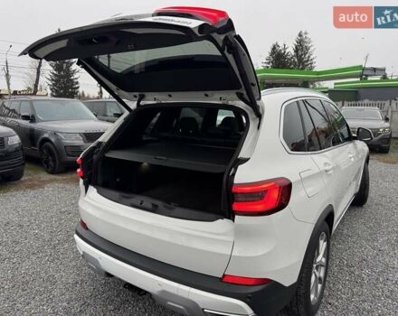 Белый БМВ Х5, объемом двигателя 3 л и пробегом 62 тыс. км за 50900 $, фото 27 на Automoto.ua