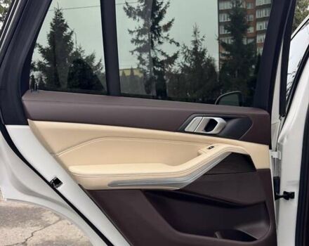 Белый БМВ Х5, объемом двигателя 3 л и пробегом 121 тыс. км за 46900 $, фото 37 на Automoto.ua