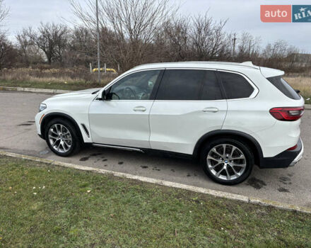 Белый БМВ Х5, объемом двигателя 3 л и пробегом 83 тыс. км за 44999 $, фото 8 на Automoto.ua