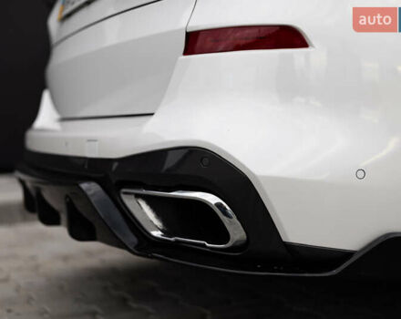 Белый БМВ Х5, объемом двигателя 3 л и пробегом 135 тыс. км за 64000 $, фото 12 на Automoto.ua