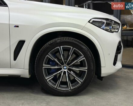 Белый БМВ Х5, объемом двигателя 2.99 л и пробегом 61 тыс. км за 69500 $, фото 4 на Automoto.ua