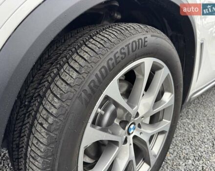 Белый БМВ Х5, объемом двигателя 3 л и пробегом 62 тыс. км за 50900 $, фото 46 на Automoto.ua