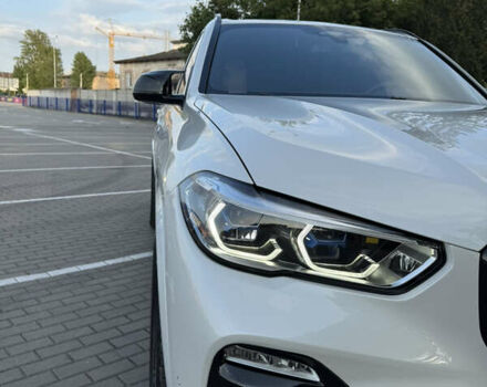 Белый БМВ Х5, объемом двигателя 3 л и пробегом 122 тыс. км за 57500 $, фото 31 на Automoto.ua