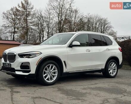 Белый БМВ Х5, объемом двигателя 3 л и пробегом 121 тыс. км за 46900 $, фото 3 на Automoto.ua