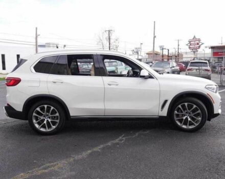 Белый БМВ Х5, объемом двигателя 3 л и пробегом 61 тыс. км за 36000 $, фото 3 на Automoto.ua